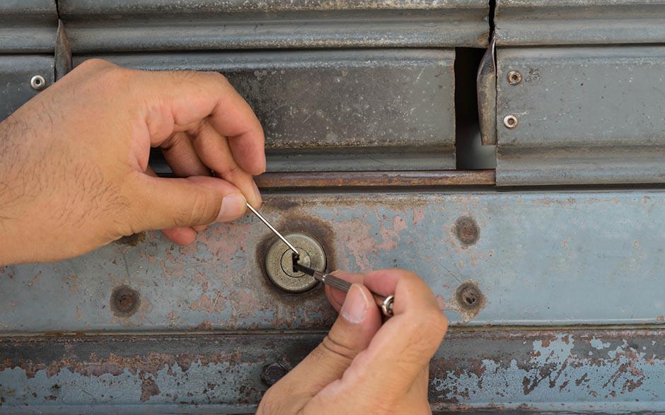 travaux de serrurier ouverture de porte Créteil